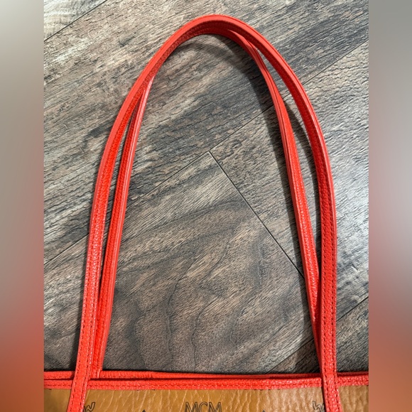 MCM Visetos Tote Bag + Wristlet Pouch - Picture 8 of 11